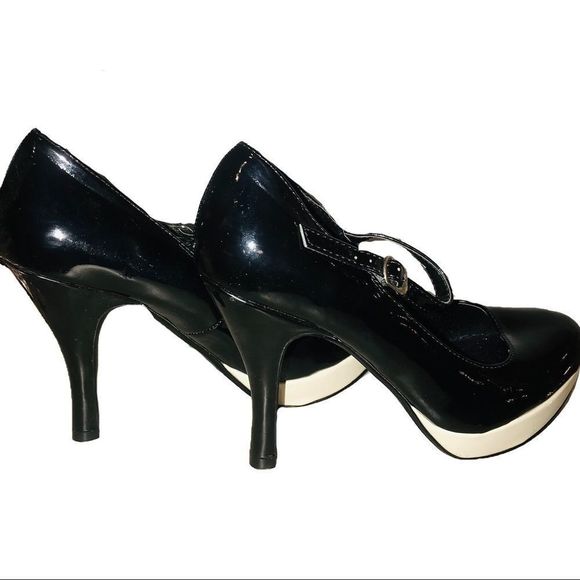 Maurices patent leather heels - Picture 3 of 15